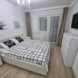 25 Luxury Apartment Bucharest